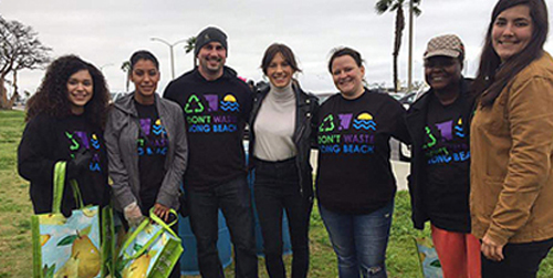 Long Beach beach clean up